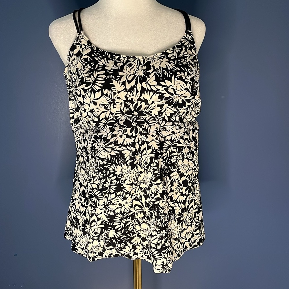 Merona -Large tankini bathing suit top (no bottoms included) Cream/black floral